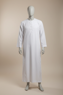 Classic Omani & Emirati White Thobe – Premium Traditional Khaleej Jubbah