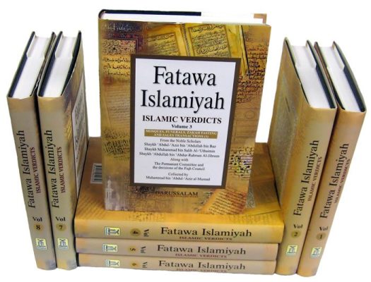 Fatawa Islamiyah: Islamic Verdicts -  8 Vol Set